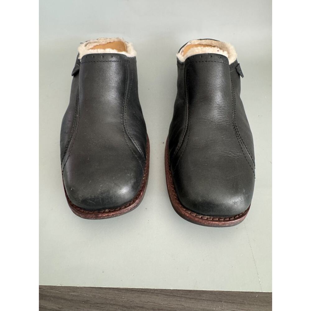 UGG Black Leather Shearling-Lined Clogs - Picture 3 of 8